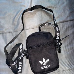 Adidas cross shoulder bag